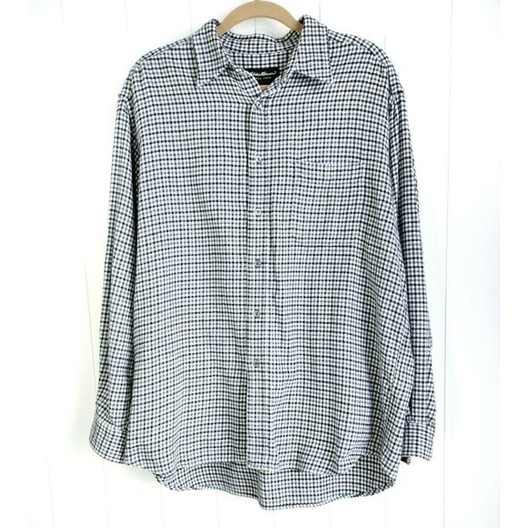 Eddie Bauer Mens button down Flannel sz Large L Blue Black White plaid - Picture 2 of 6